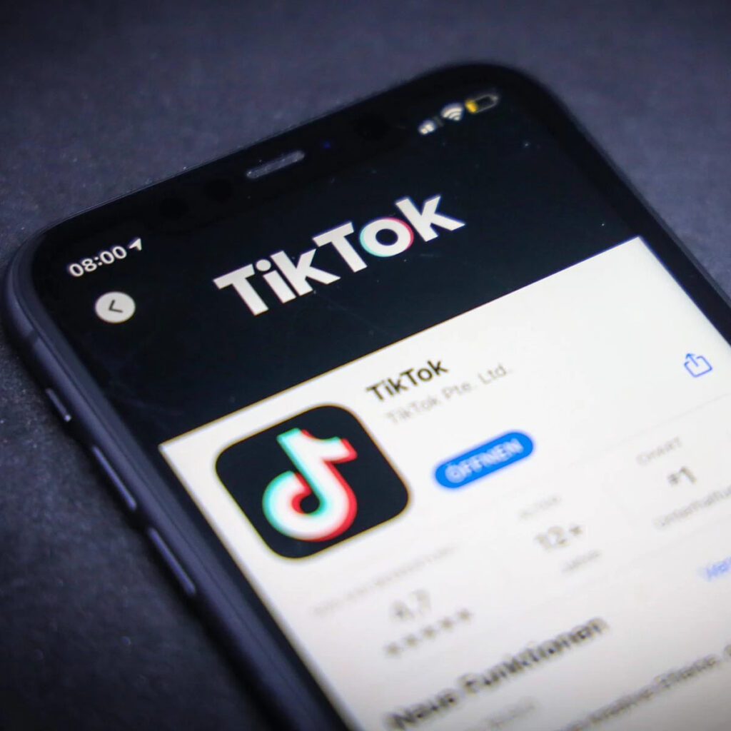 Ý phạt TikTok 11 triệu USD vì không bảo vệ trẻ vị thành niên